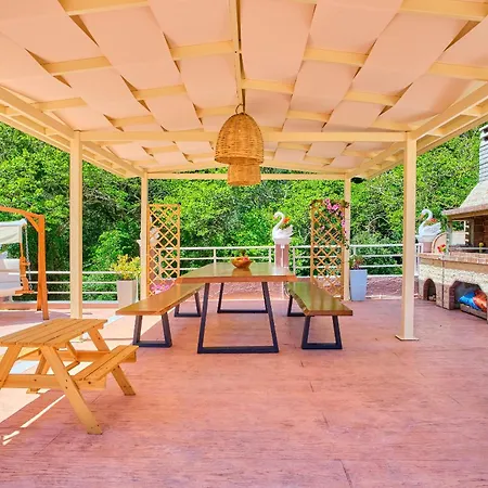 公寓 Euphoria Apts Afión