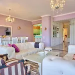 公寓 Euphoria Apts Afión