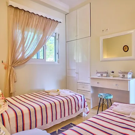 Euphoria Apts Apartamento Afión