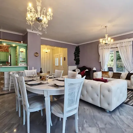 Euphoria Apts Apartment