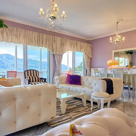 Euphoria Apts * Afión