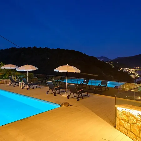 Euphoria Apts Afión